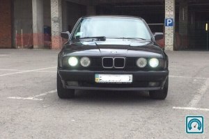 BMW 5 Series  1989 726810