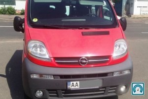 Opel Vivaro  2003 727957