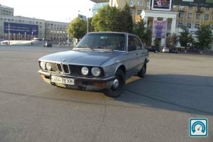 BMW 5 Series  1984 728773