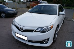 Toyota Camry 2.5 AT 2012 730936