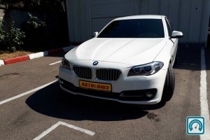 BMW 5 Series  2015 732317