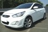 Hyundai Accent  2011.  1