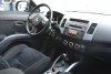 Mitsubishi Outlander  2011.  14
