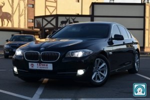 BMW 5 Series  2012 734534