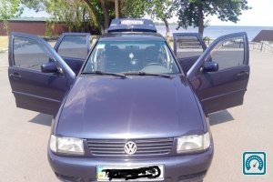 Volkswagen Polo  1997 734695