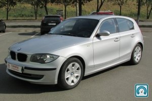 BMW 1 Series  2009 734744