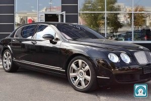 Bentley Continental Flying Spur  2006 735003