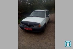 Opel Kadett  1987 735295