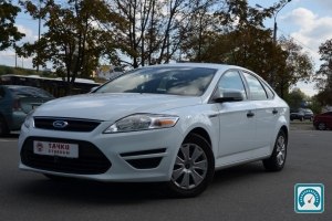 Ford Mondeo  2013 735557