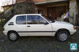 Peugeot 205  1988 736266