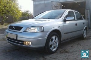 Opel Astra  2000 739273
