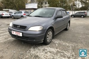 Opel Astra  2008 739315