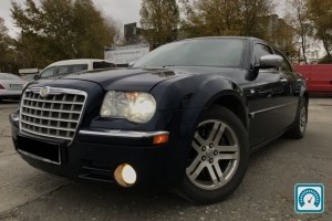 Chrysler 300  2005 739471