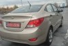 Hyundai Accent  2011.  9