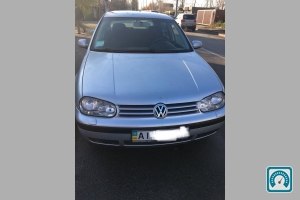Volkswagen Golf  2003 740071