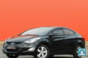 Hyundai Elantra  2012 741424