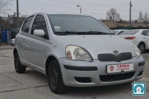 Toyota Yaris  2003 741896