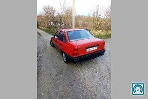 Opel Kadett   1988 742509