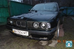 BMW 5 Series  1991 742651