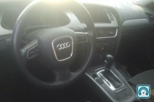 Audi A4  2012 743328
