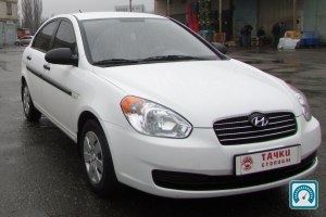 Hyundai Accent  2009 744902