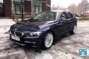 BMW 3 Series Luxury Line 2015 745588