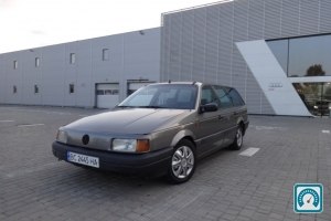 Volkswagen Passat B3 1,9 TDI 1992 745921
