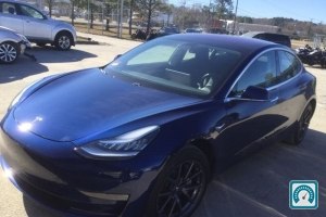 Tesla Model 3  2017 746043