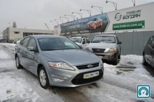 Ford Mondeo  2012 748064