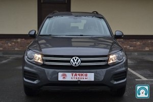 Volkswagen Tiguan  2016 749108
