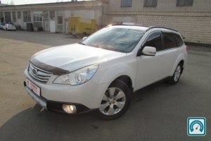 Subaru Outback  2010 749681