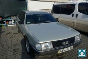 Audi 100  1986 750838
