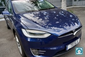 Tesla Model X 90D 2016 751174