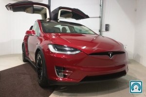 Tesla Model X 75D 2017 751895
