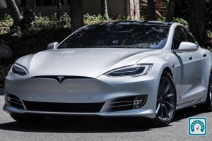 Tesla Model S 90D 2017 752584