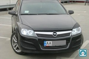 Opel Astra H 2005 752608