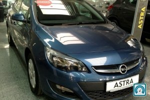 Opel Astra  2017 753143
