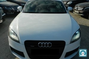 Audi TT  2011 753895