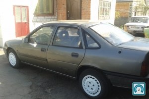 Opel Vectra  1989 754224