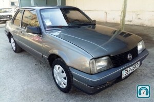 Opel Ascona  1988 754416
