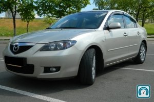 Mazda 3  2008 754484