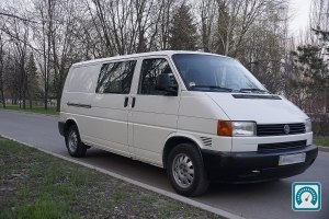 Volkswagen Transporter  2001 754911