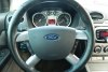 Ford Focus  2010.  10