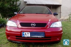 Opel Astra  2008 757051