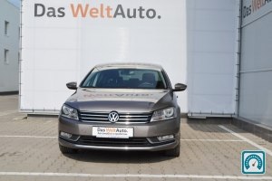 Volkswagen Passat  2012 758189