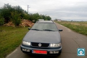 Volkswagen Passat  1995 760057