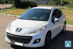 Peugeot 207  2011 760861