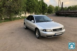 Audi A4  1998 762285
