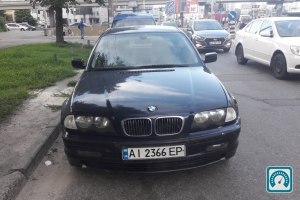 BMW 3 Series 323 1998 762471