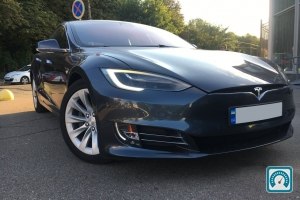 Tesla Model S 90D 2017 763812